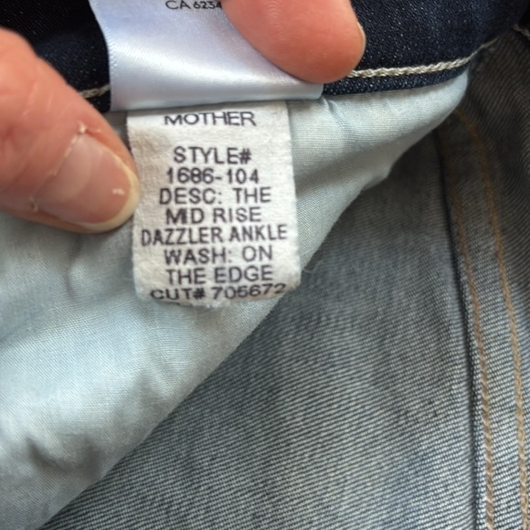 Mother Dazzler Jeans - Picture 4 of 7